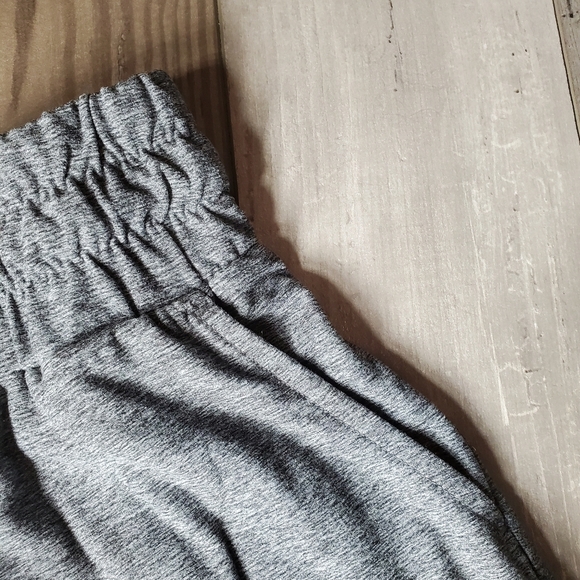 Activ8 Women's Gray Sweatshort Workout Shorts with Drawstring Size Medium NWOT - Picture 6 of 12